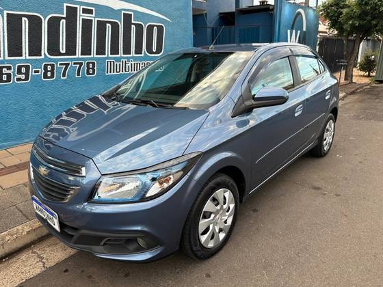 CHEVROLET ONIX 1.4 MPFI LT 8V FLEX 4P MANUAL CHEVROLET ONIX 1.4 MPFI LT 8V FLEX 4P MANUAL